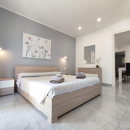 Apartamento La Maison De Genevieve Aci Trezza Exterior foto
